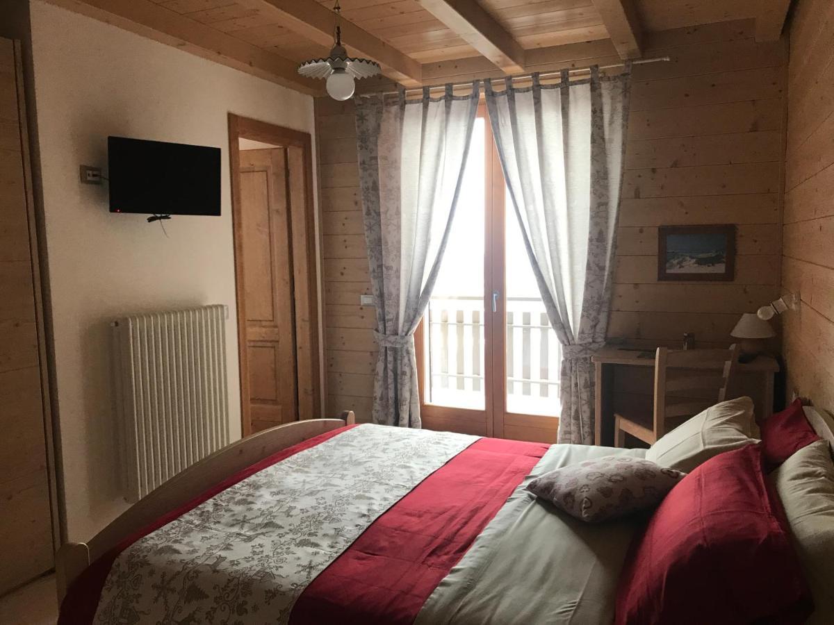 Locanda "Al Terrazzo" Erbezzo Εξωτερικό φωτογραφία