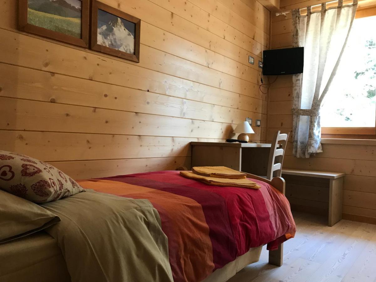 Locanda "Al Terrazzo" Erbezzo Εξωτερικό φωτογραφία