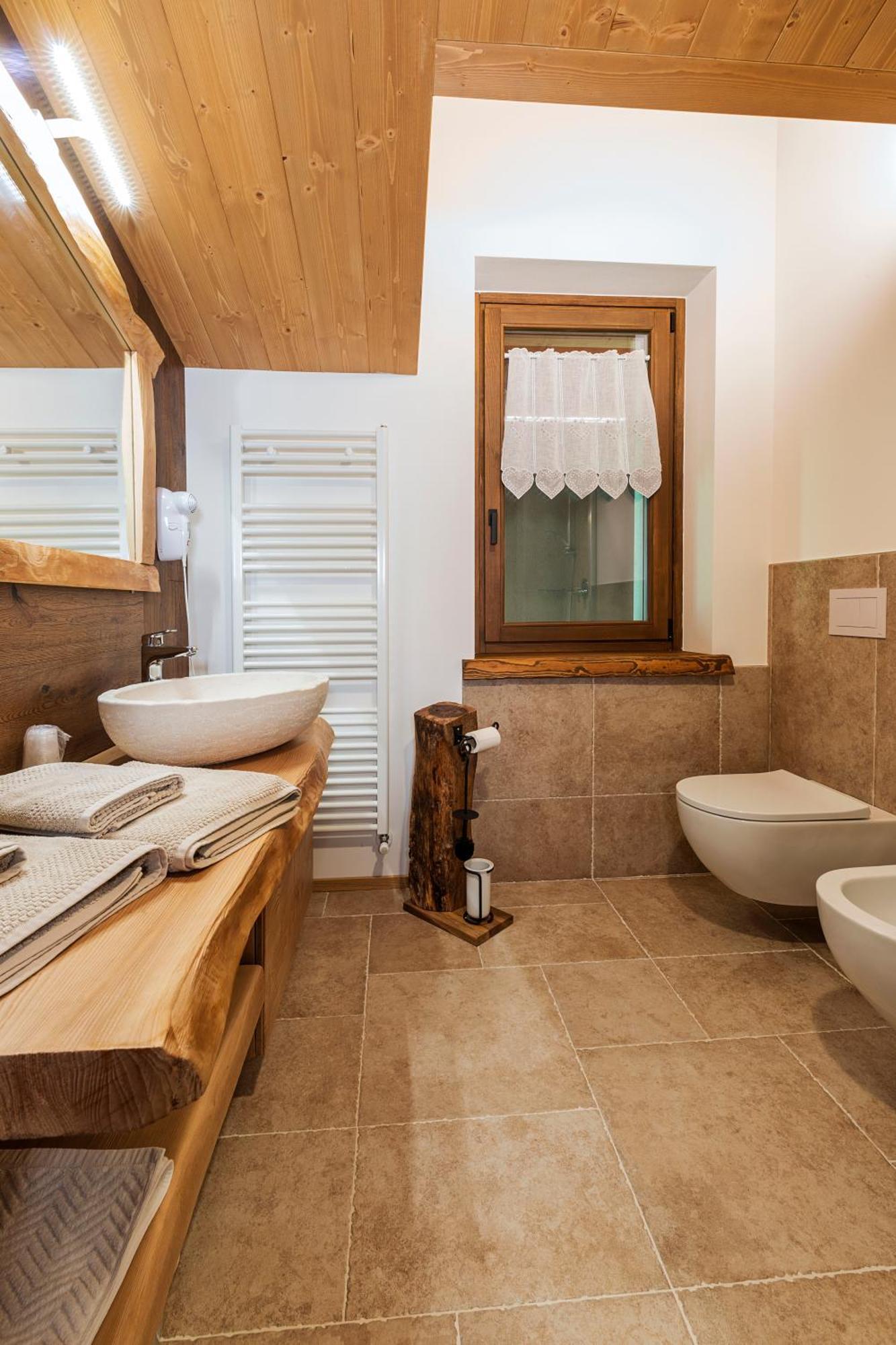 Locanda "Al Terrazzo" Erbezzo Εξωτερικό φωτογραφία